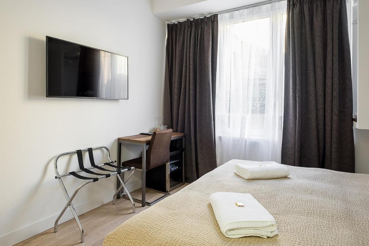 B&B Galleria Cavour Болоня Екстериор снимка