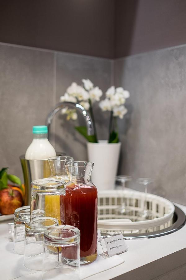 B&B Galleria Cavour Болоня Екстериор снимка